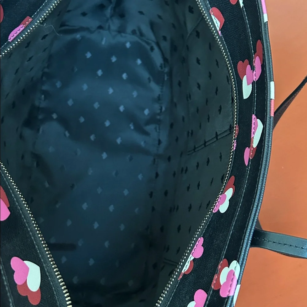 SOLD Kate Spade Margareta Flutter Hearts Tote NWT - Picture 8 of 9